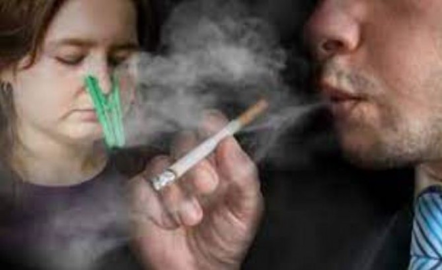 दूसरों के धुएं में सांस लेना भी उतना ही खतरनाक